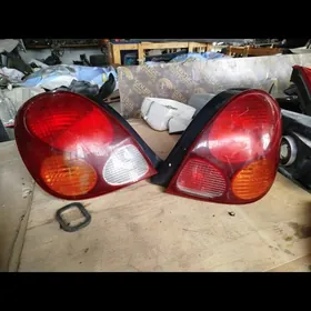 COROLLA 2000 HACBEK STOP