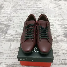 Pierre cardin köwiş