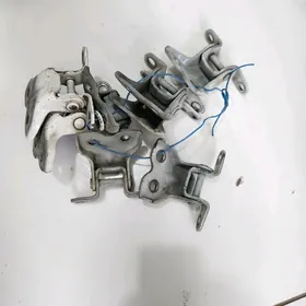 Hilux morda taze zapjaslar