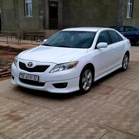 Toyota Camry 2010