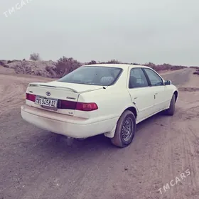 Toyota Camry 1999