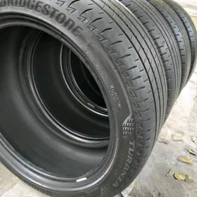 235 45 18 BRIDGESTONE 2021