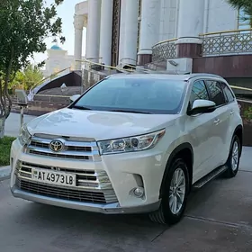 Toyota Highlander 2018