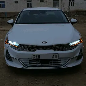 Kia K5 2021