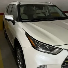 Toyota Highlander 2022