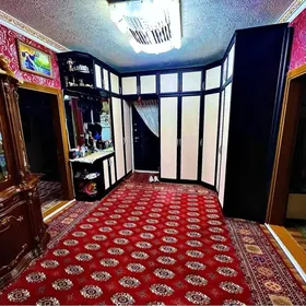 Mir7 kwadrat prihozka