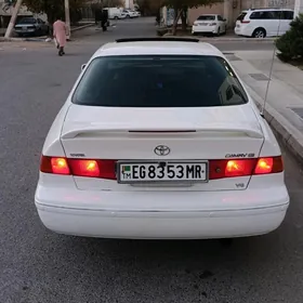Toyota Camry 2000