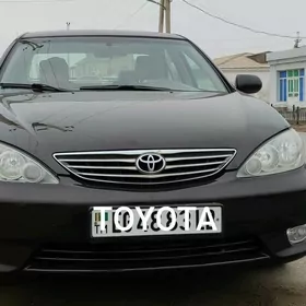 Toyota Camry 2004