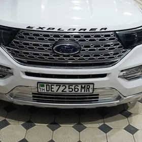 Ford Explorer 2021