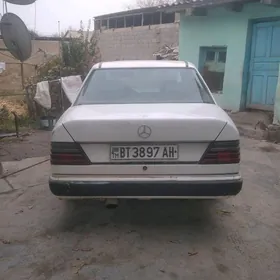 Mercedes-Benz 190E 1989