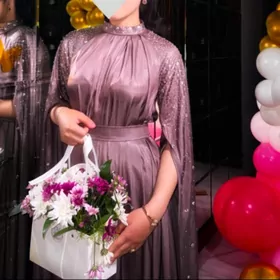 продаю платье