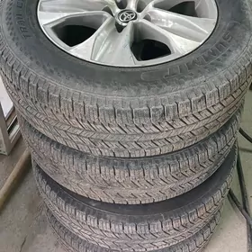 Highlander 2022 xle r18 diska teker