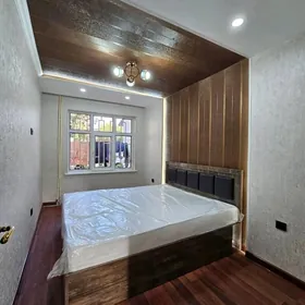 10 MKR EYESI 2 KOM RAZDELNI