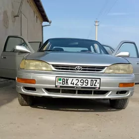 Toyota Camry 1992