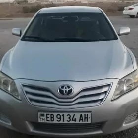 Toyota Camry 2010