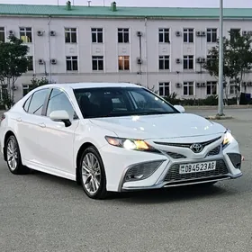 Toyota Camry 2023