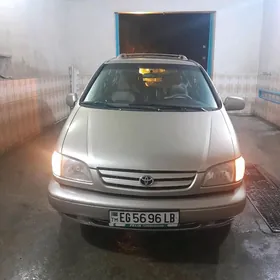 Toyota Sienna 2000