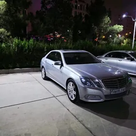 Mercedes-Benz E350 2009