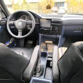 BMW 525 1991