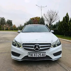 Mercedes-Benz E500 2011
