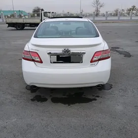 Toyota Camry 2011