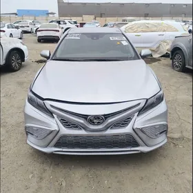 Toyota Camry 2023