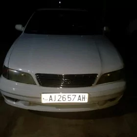 Nissan Cefiro 1995