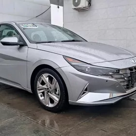 Hyundai Elantra 2021