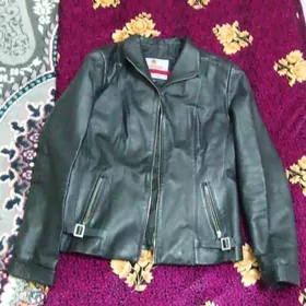 кожаный пиджак женский