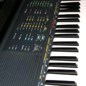 YAMAHA psr 70