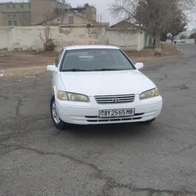 Toyota Camry 1998