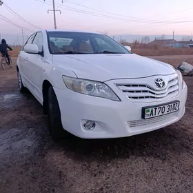 Toyota Camry 2011