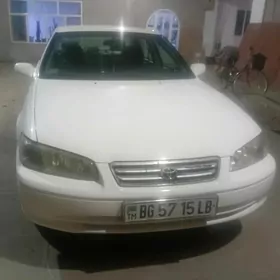 Toyota Camry 1998