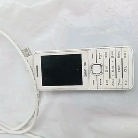 телефон Samsung