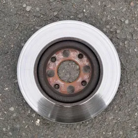 nissan wersa baraban diska