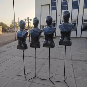 maneken jeniskiy kelleli