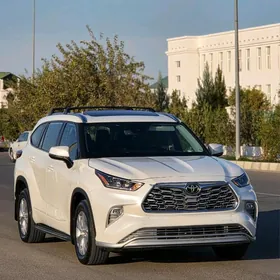 Toyota Highlander 2020