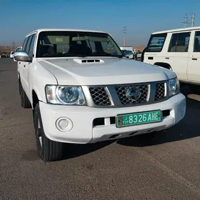 Nissan Patrol 2014
