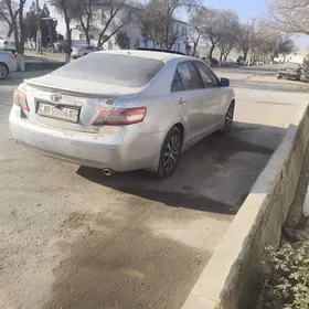 Toyota Camry 2011