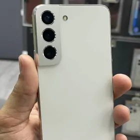 Samsung S22🤍8/128