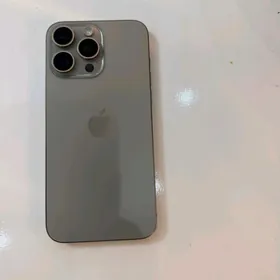 iPhone 15pro max titan