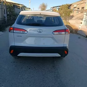 Toyota Corolla Cross 2025