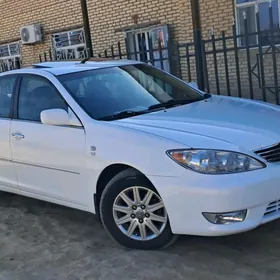 Toyota Camry 2005