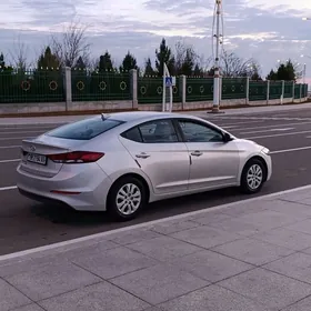 Hyundai Elantra 2016