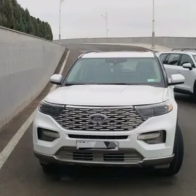 Ford Explorer 2022