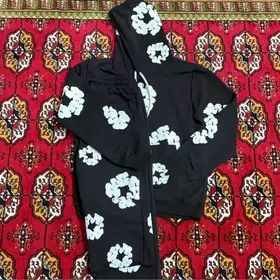 “Denim tears” gülli eşik