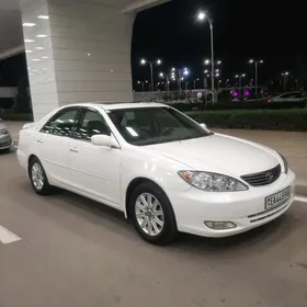 Toyota Camry 2004