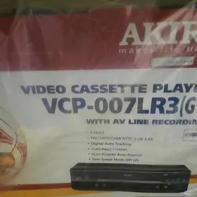 Видеомагнитофон Akira