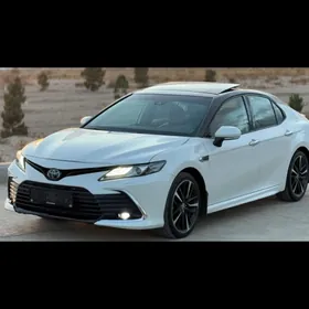 Toyota Camry 2020