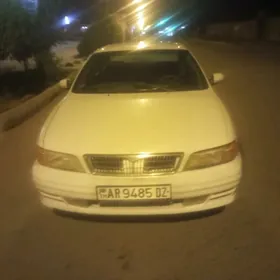 Nissan Cefiro 1995